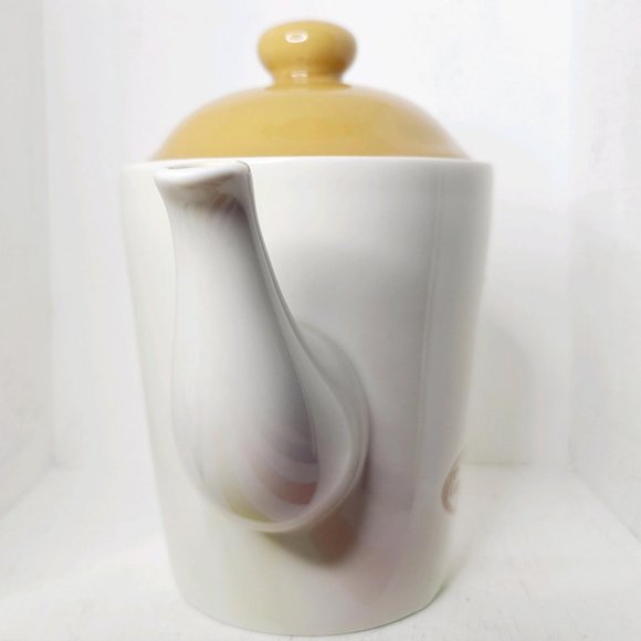 **Like New** Tim Hortons 2006 Honey Tea Pot w Lid Porcelain Two Cup Pot Embossed - Picture 2 of 8